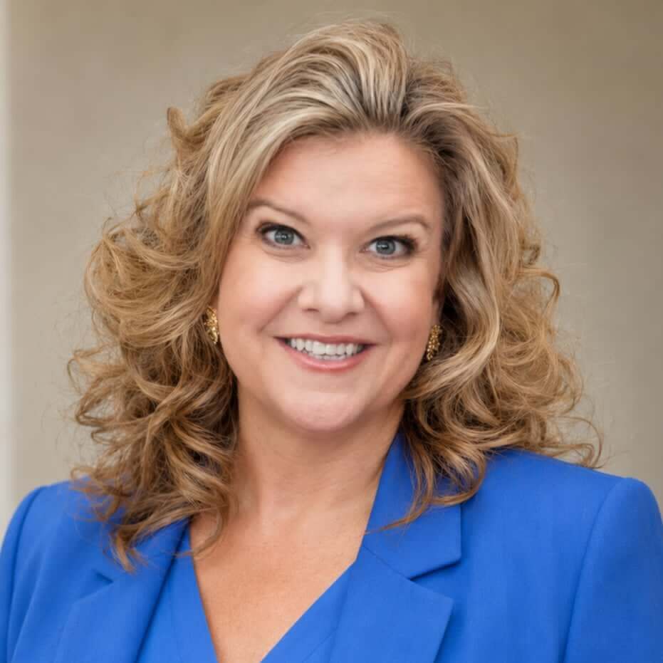 April Bragg Robins Regional President CEO